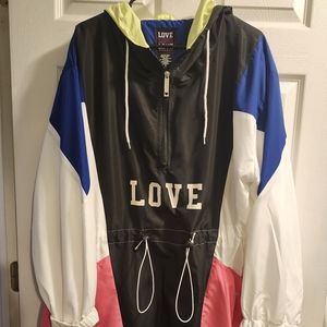 Long Windbreaker Love with mid zipper